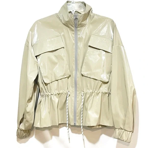 MICHI ARES GLOSS HIGH COLLAR UTILITY JACKET. LUXURY PERFORMANCE ATHLETIC WEAR. - Picture 5 of 16